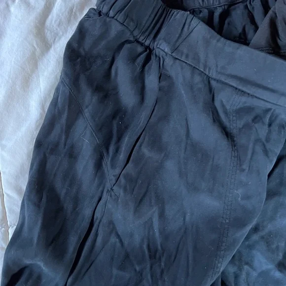 Lululemon Ebb and Flow Leggings | Size 8 - Picture 9 of 11